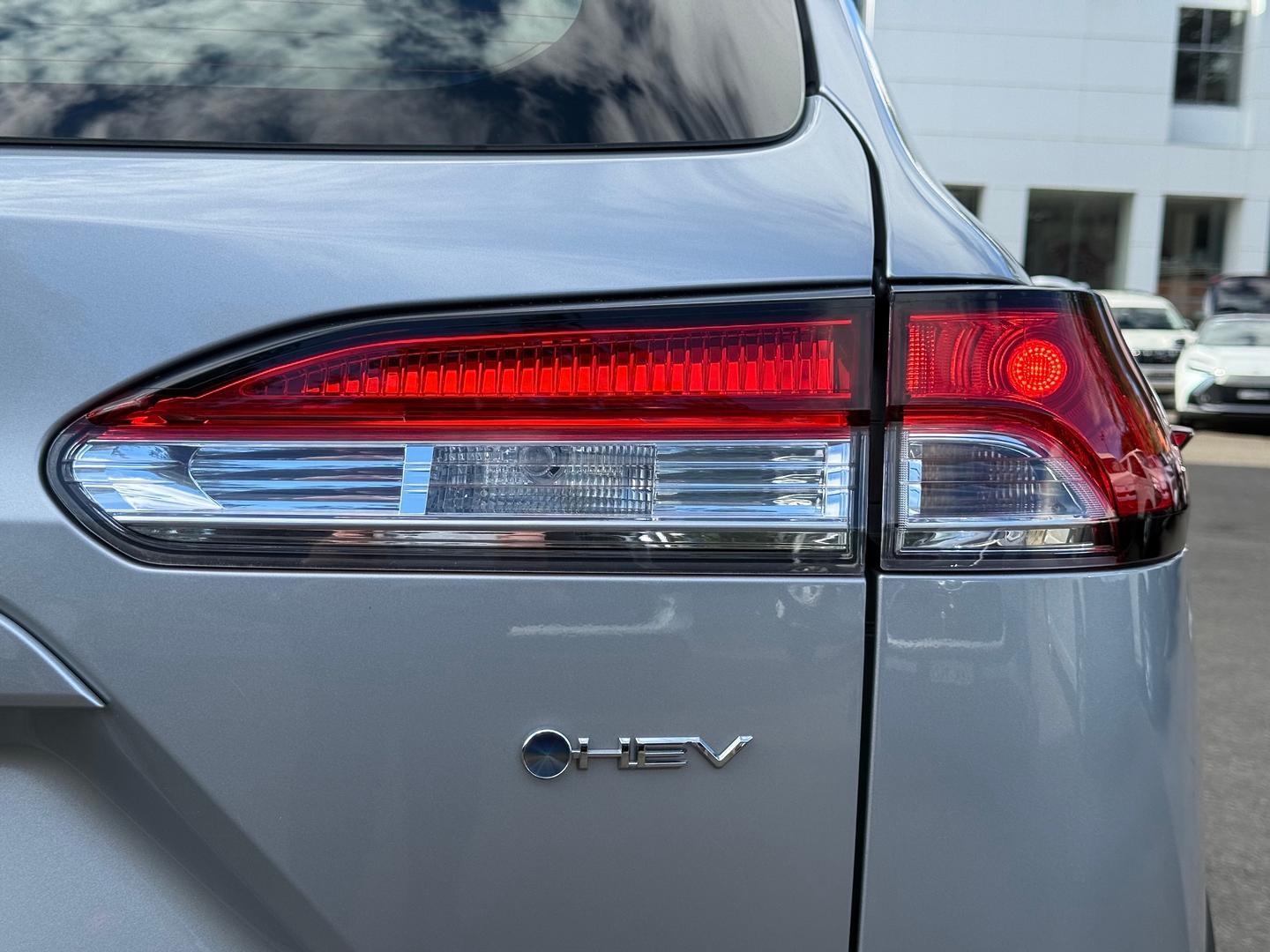 2025 Toyota Corolla Cross GX in Silver