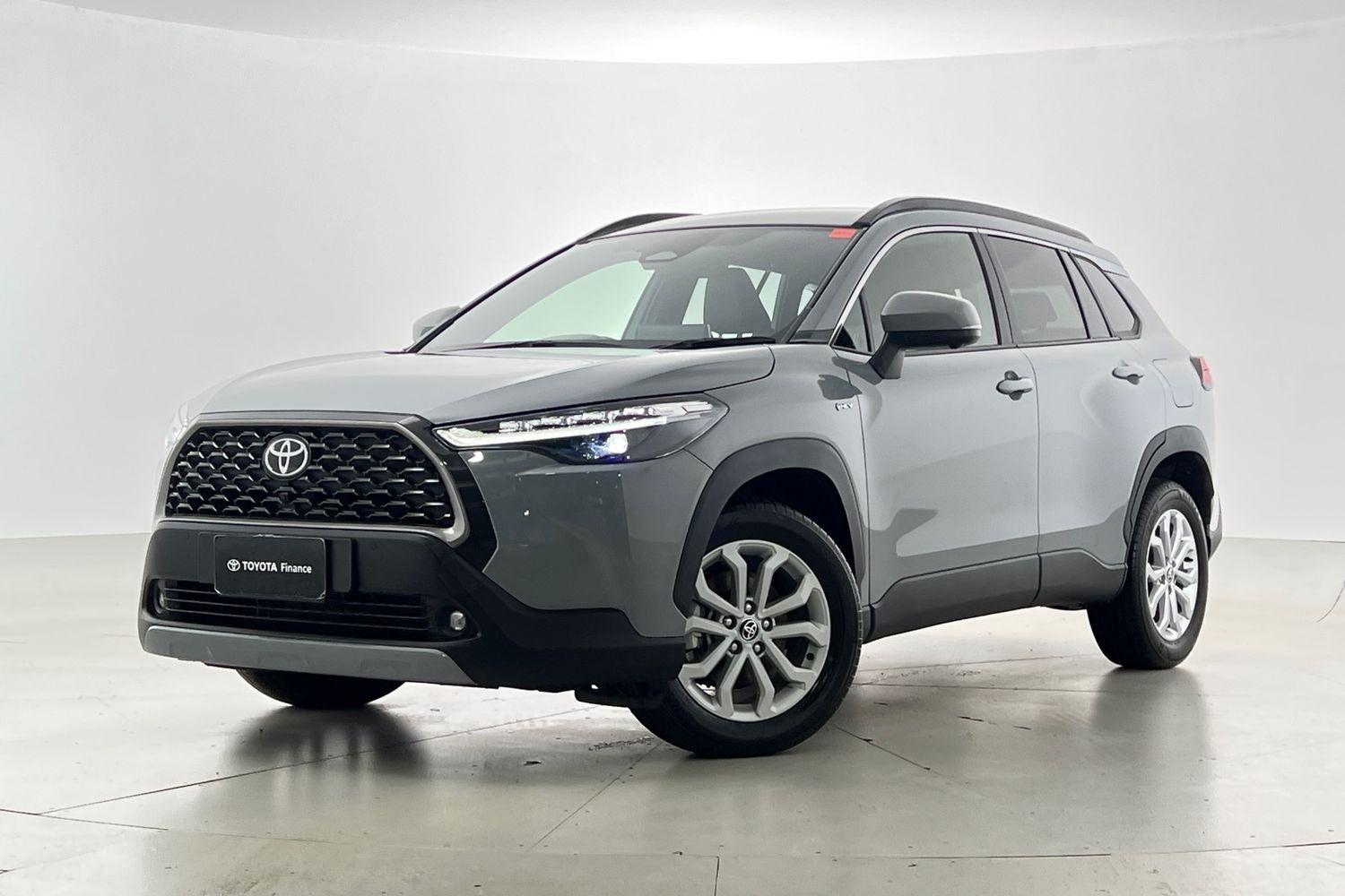 2025 Toyota Corolla Cross GXL in Grey