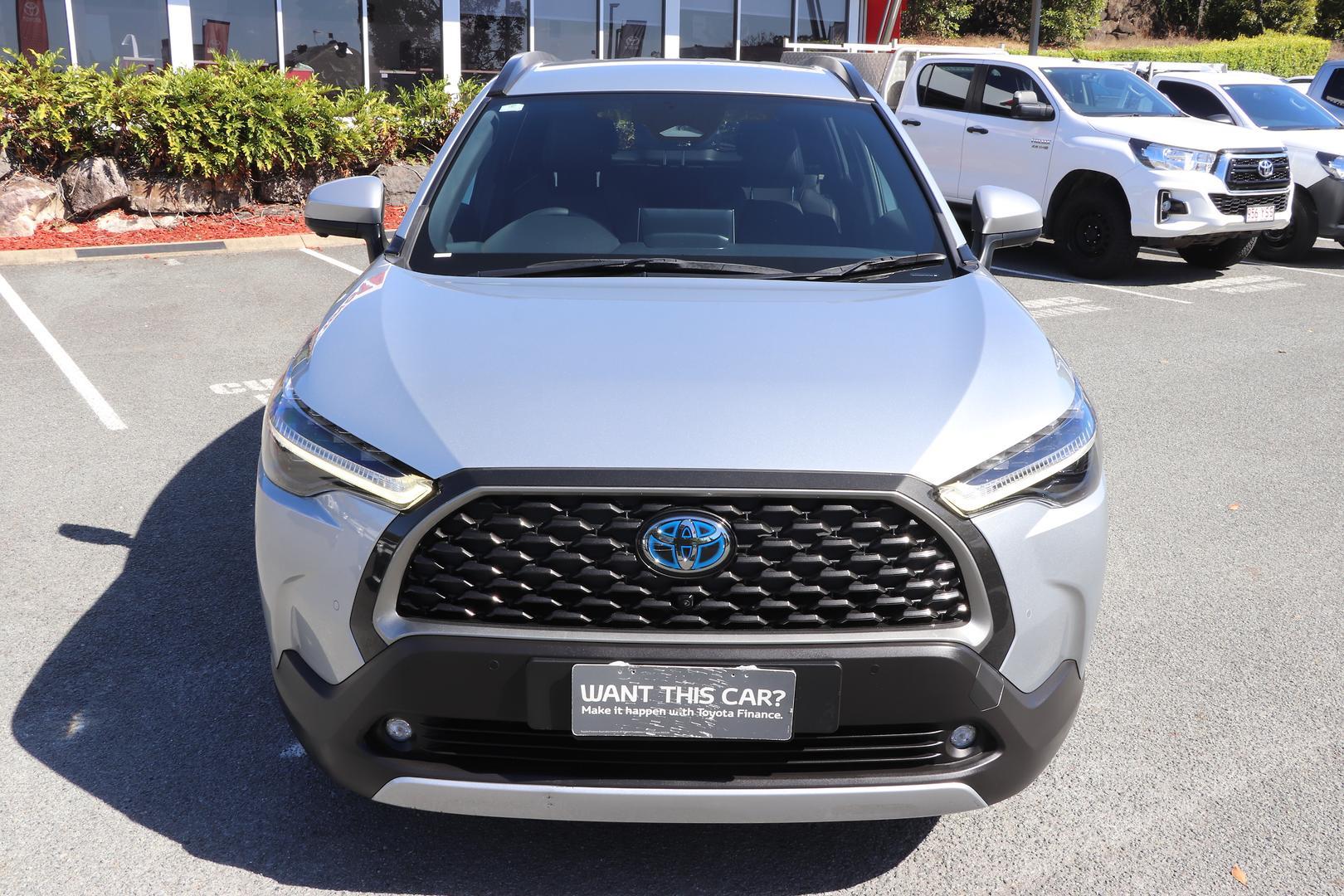 2022 Toyota Corolla Cross GXL in Silver