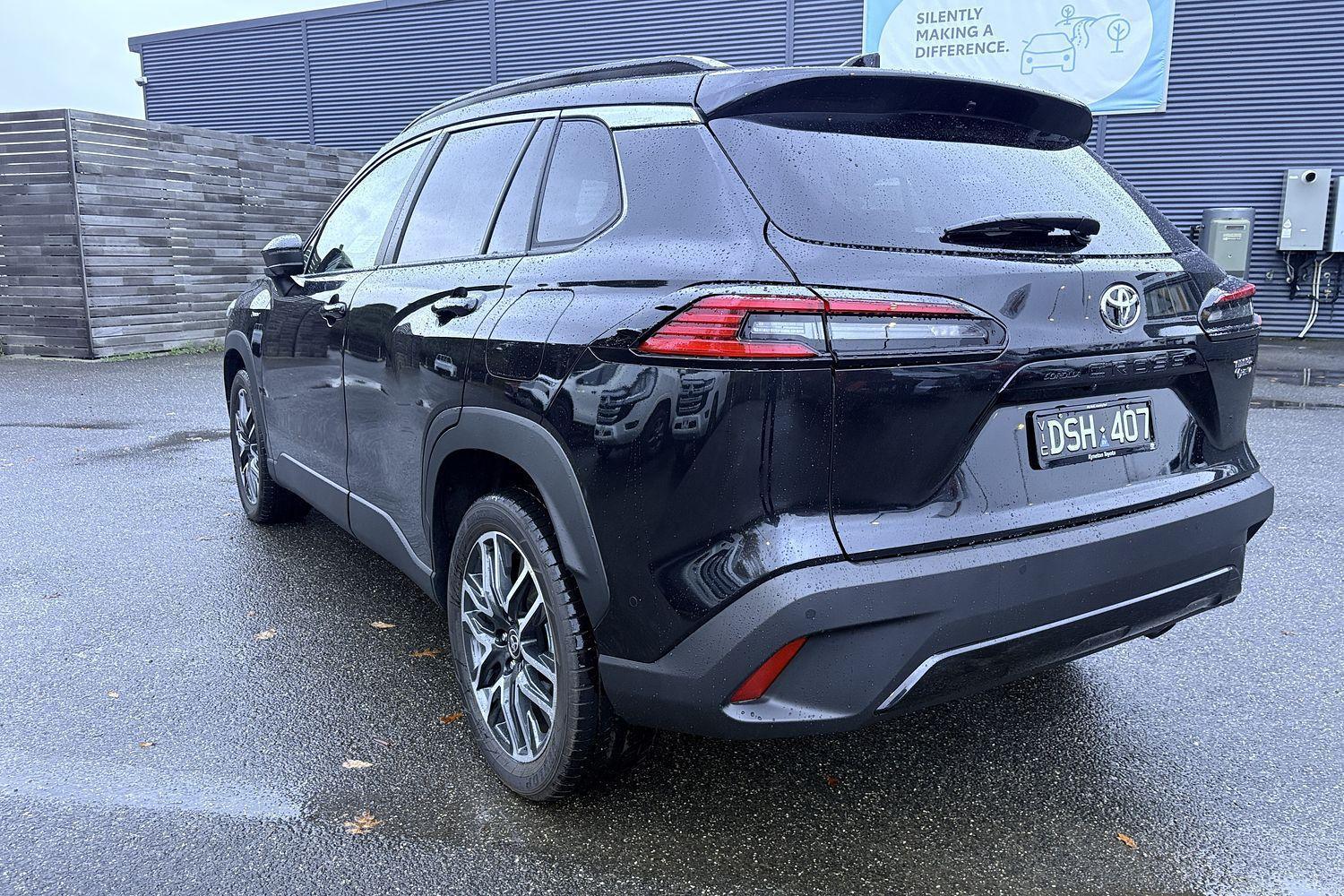2025 Toyota Corolla Cross Atmos in Black