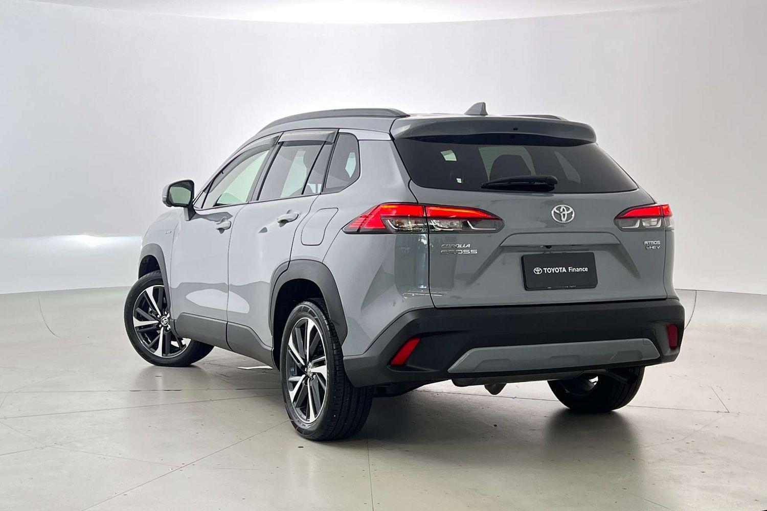 2025 Toyota Corolla Cross Atmos AWD in Grey