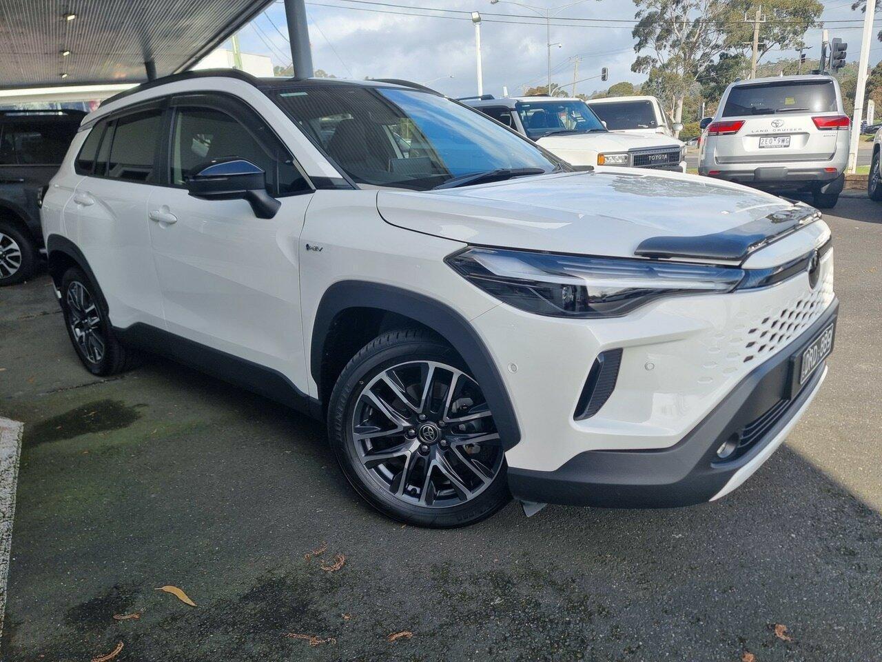 2025 Toyota Corolla Cross Atmos AWD in White