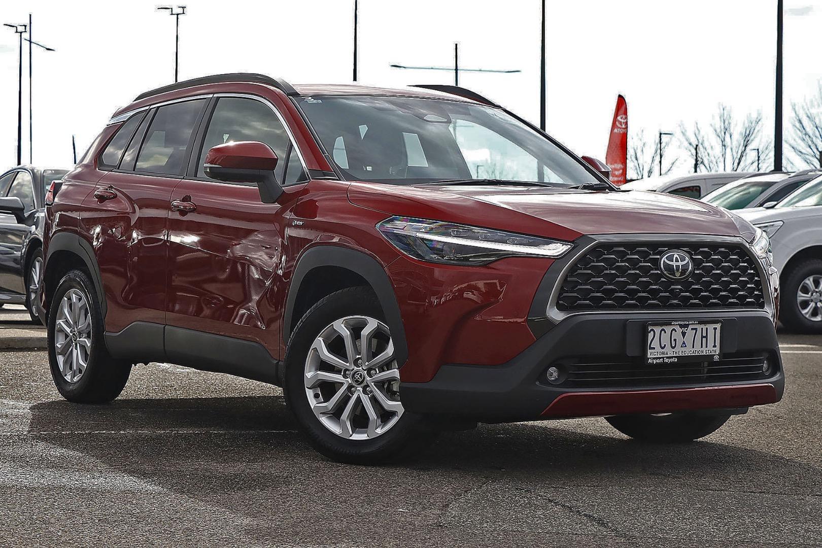 2025 Toyota Corolla Cross GXL in Red
