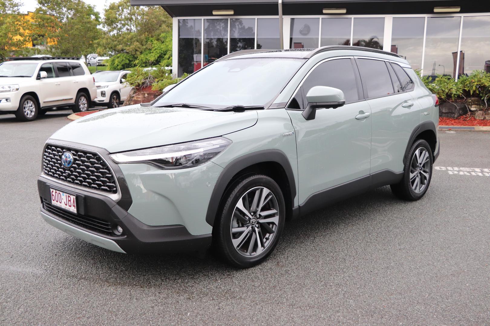 2023 Toyota Corolla Cross Atmos AWD in Green