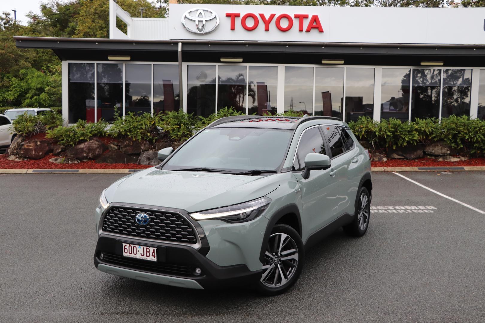2023 Toyota Corolla Cross Atmos AWD in Green