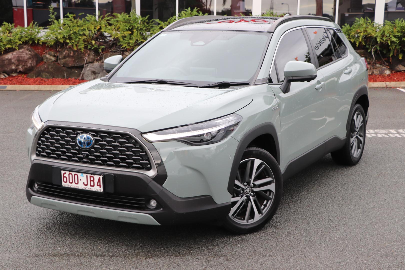 2023 Toyota Corolla Cross Atmos AWD in Green