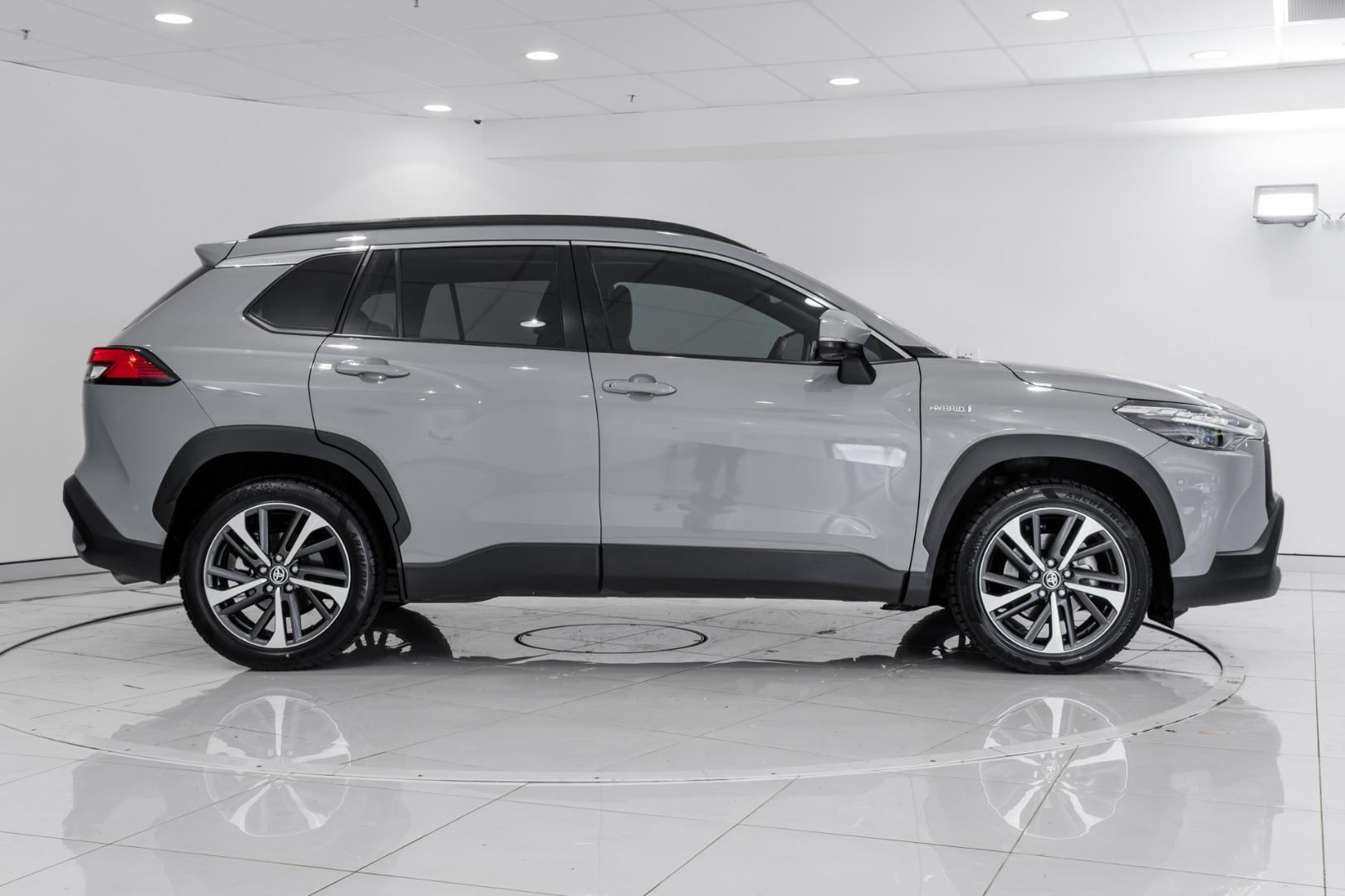 2022 Toyota Corolla Cross Atmos AWD in Grey