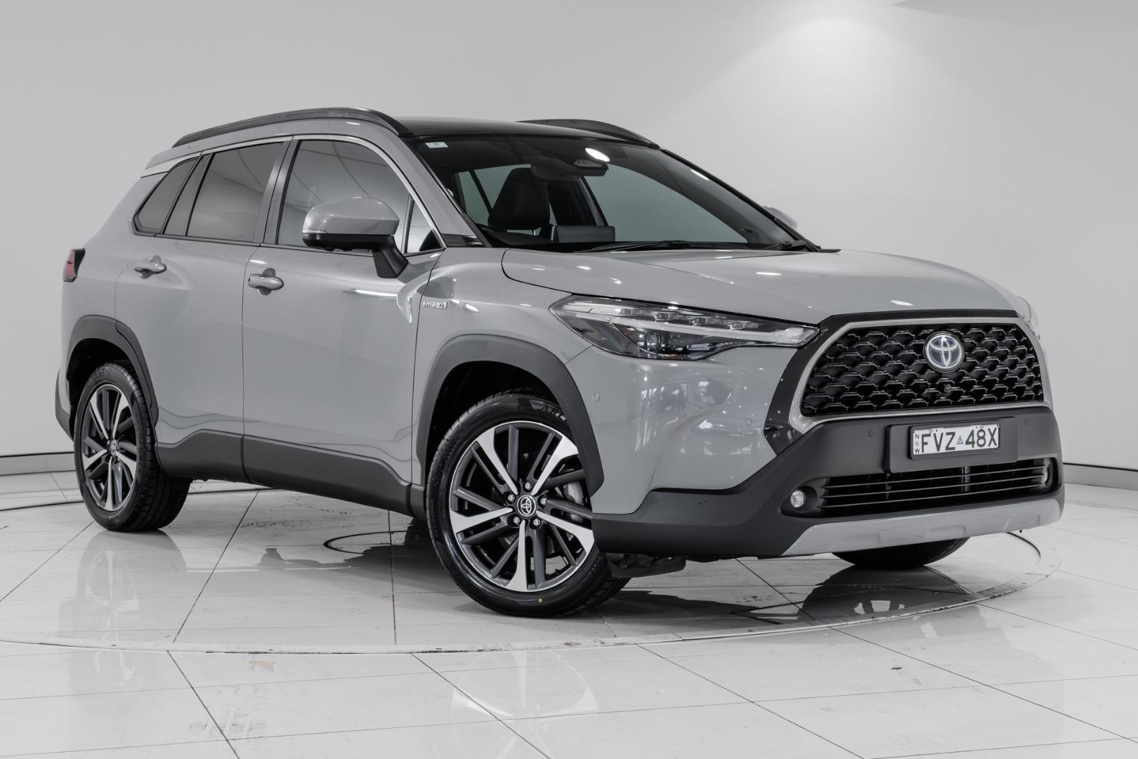 2022 Toyota Corolla Cross Atmos AWD in Grey