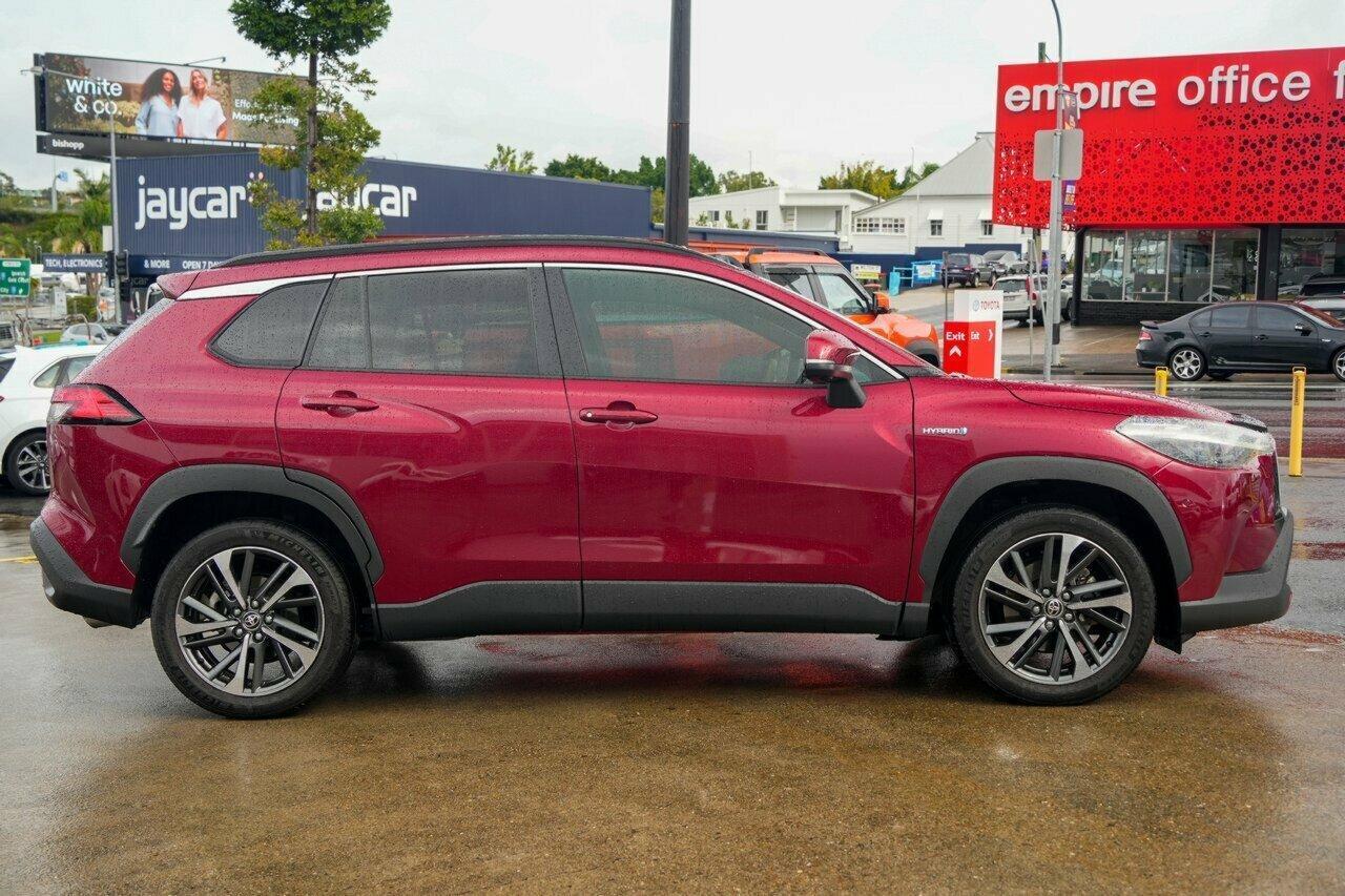 2023 Toyota Corolla Cross Atmos in Red