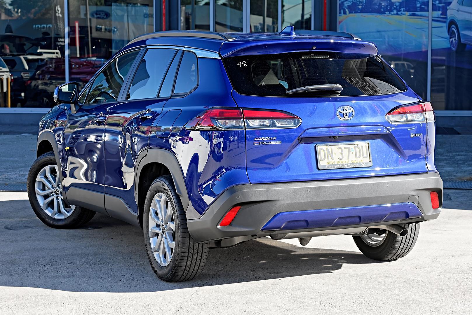 2025 Toyota Corolla Cross GXL in Blue