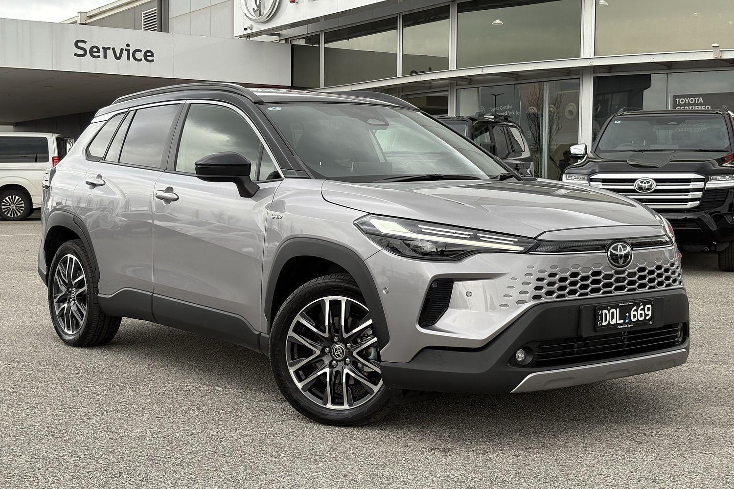 2025 Toyota Corolla Cross Atmos AWD in Two Tone Silver