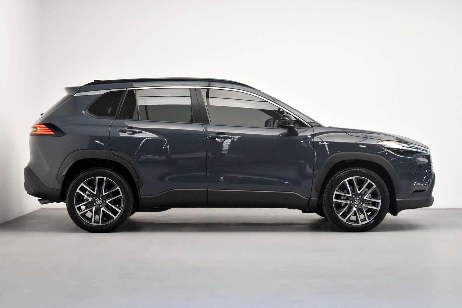 2025 Toyota Corolla Cross Atmos AWD in Grey