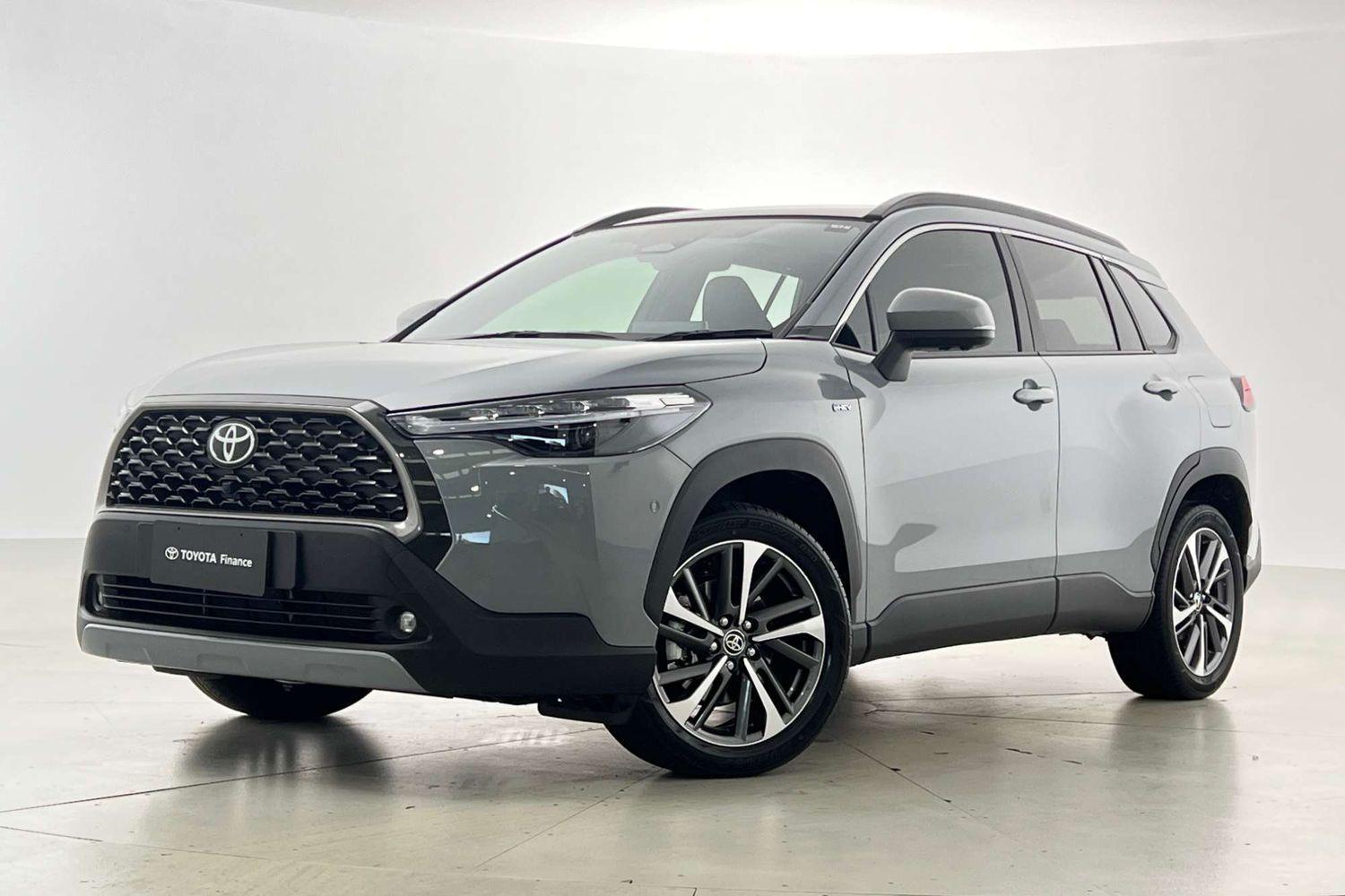 2025 Toyota Corolla Cross Atmos AWD in Grey