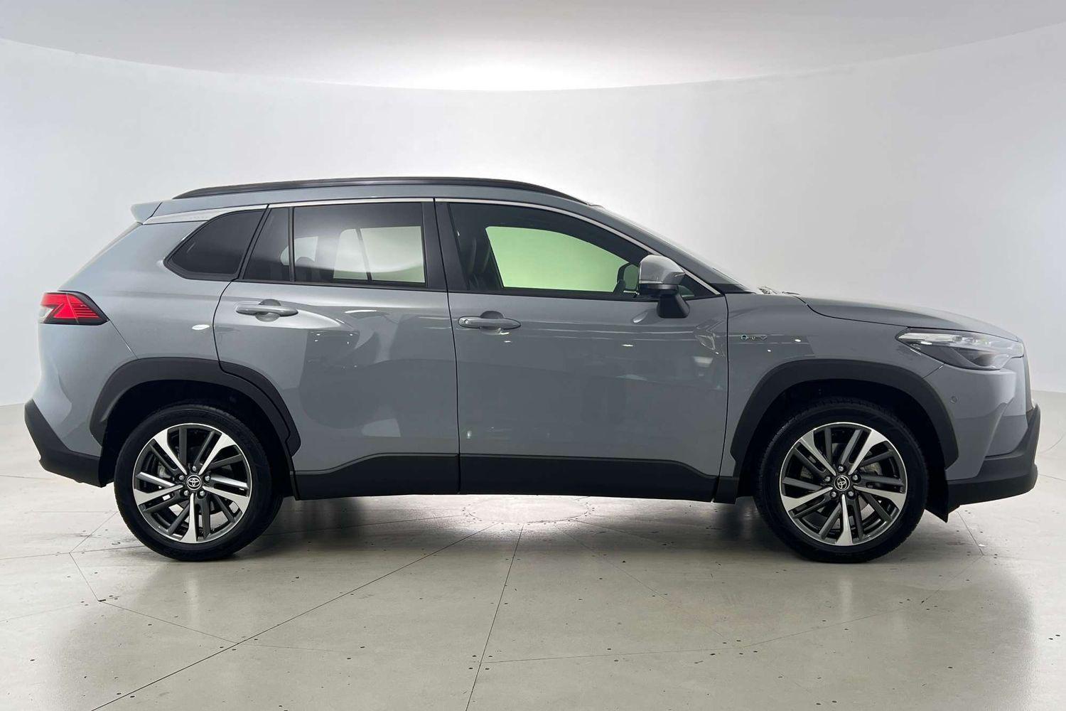 2025 Toyota Corolla Cross Atmos AWD in Grey