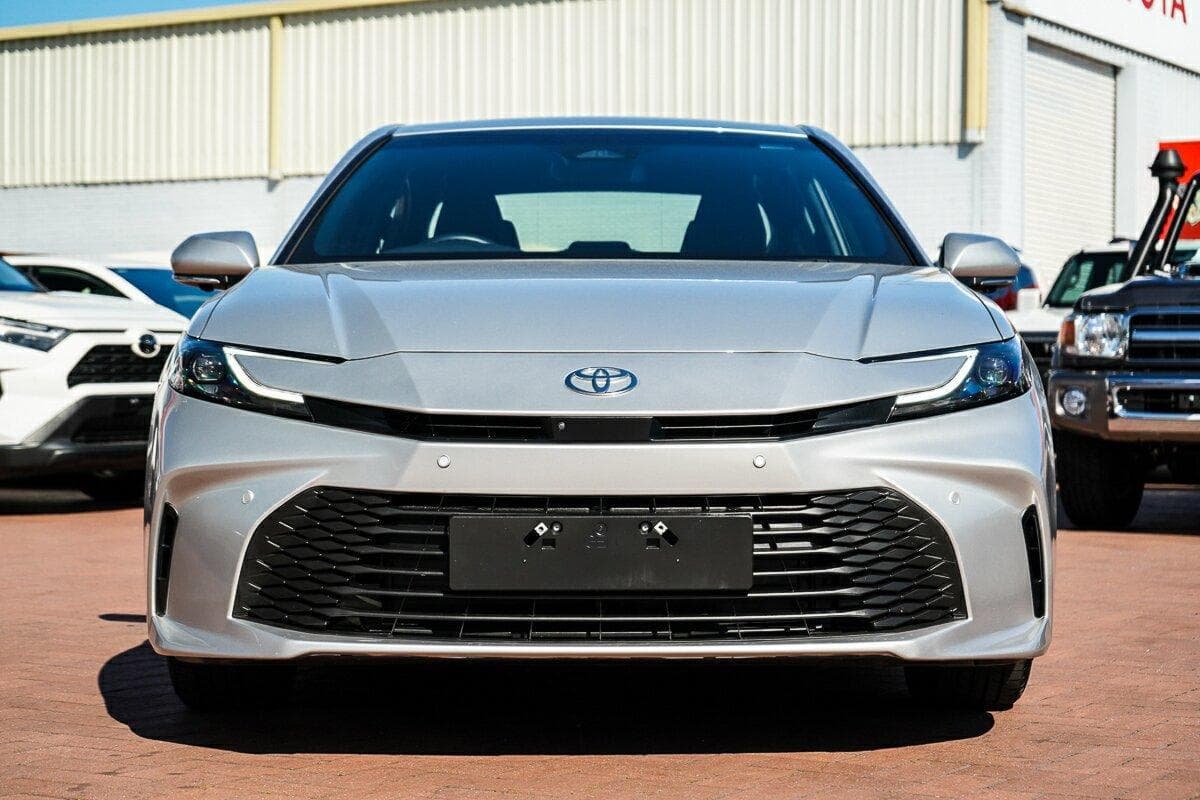 2025 Toyota Camry Ascent in Silver