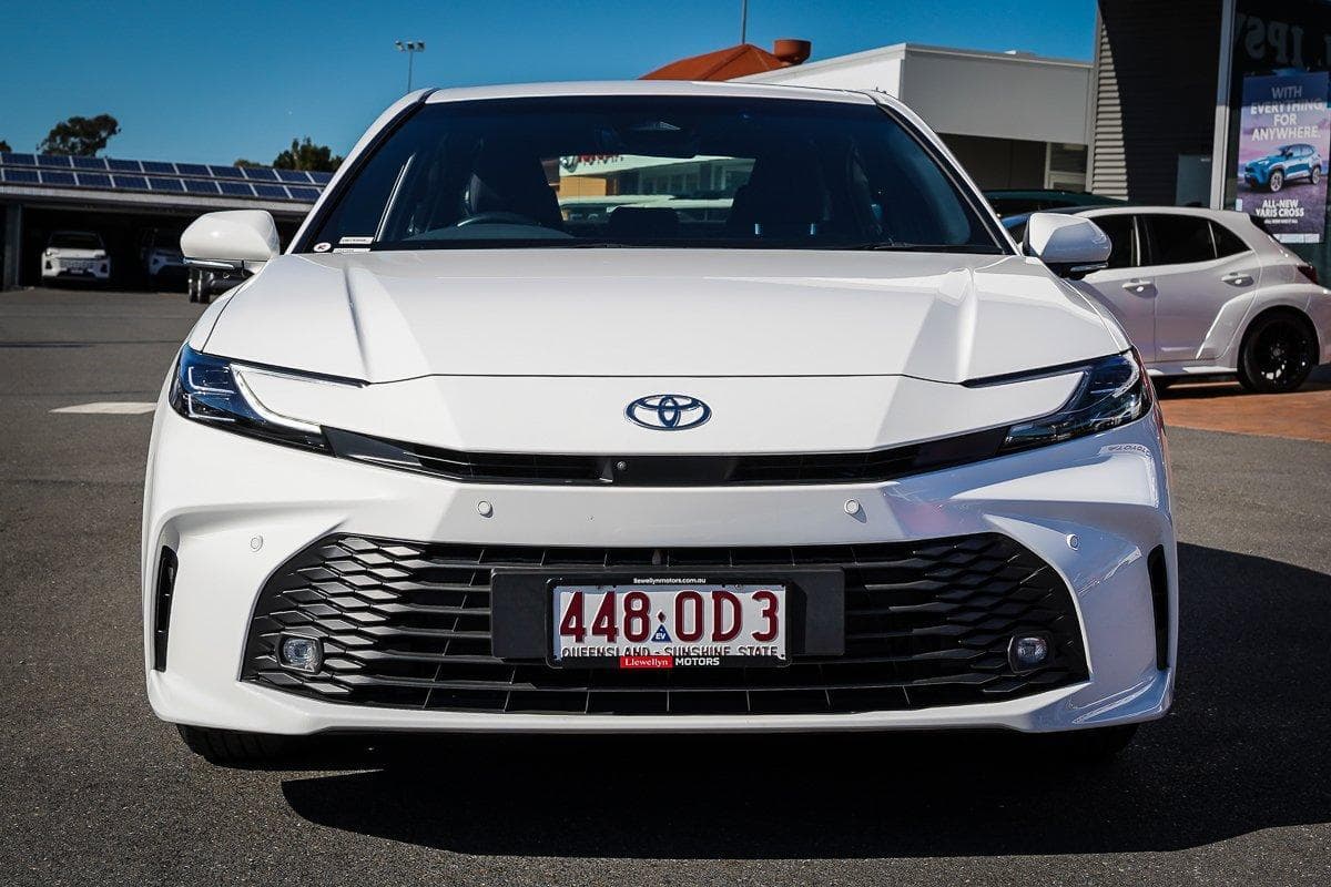 2025 Toyota Camry Ascent Sport in White