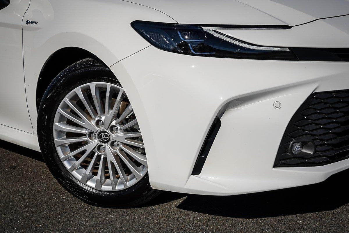 2025 Toyota Camry Ascent Sport in White