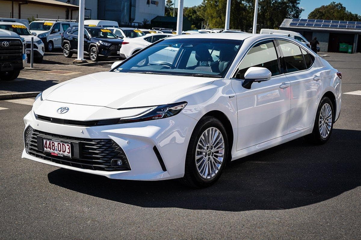 2025 Toyota Camry Ascent Sport in White