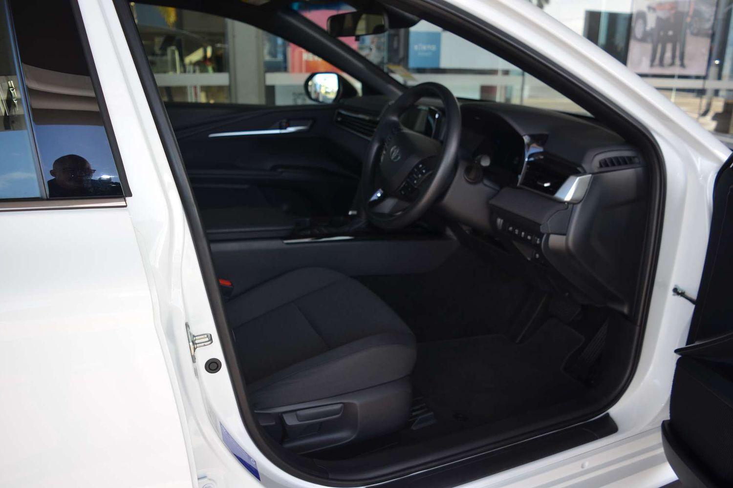2025 Toyota Camry Ascent Sport in White