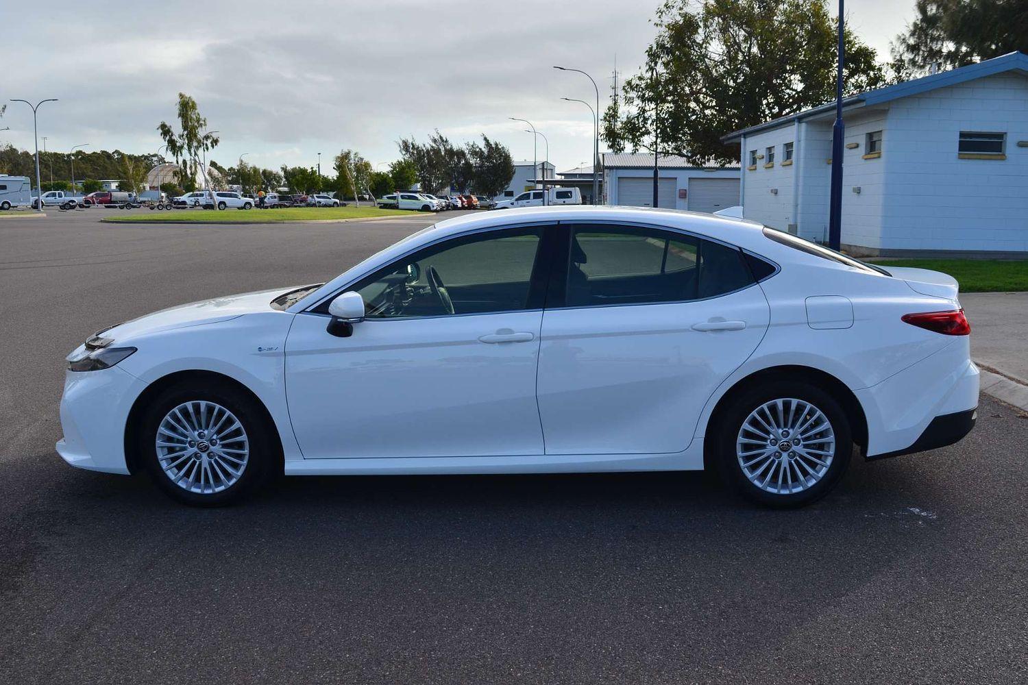 2025 Toyota Camry Ascent Sport in White