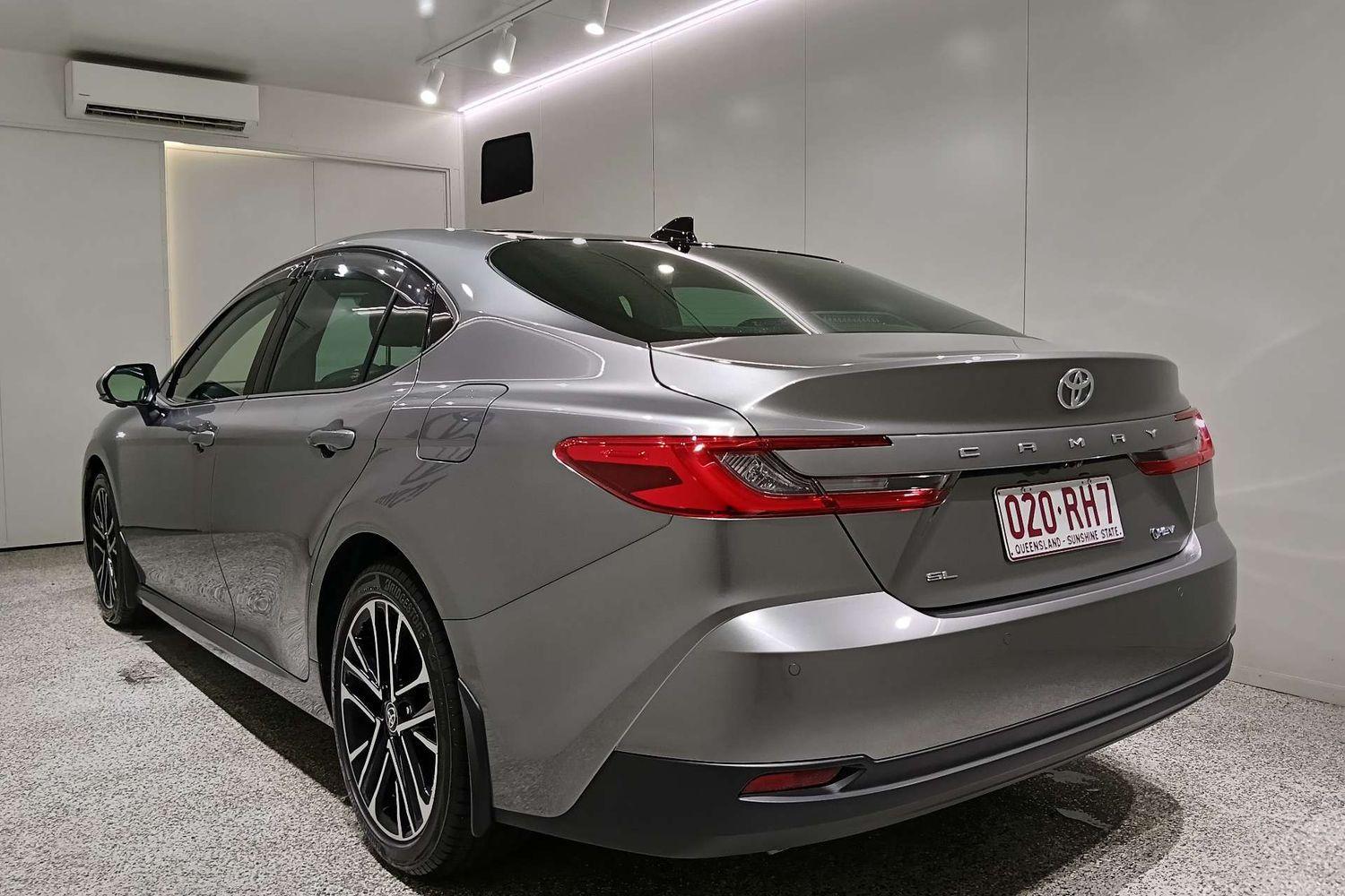2025 Toyota Camry SL in Grey