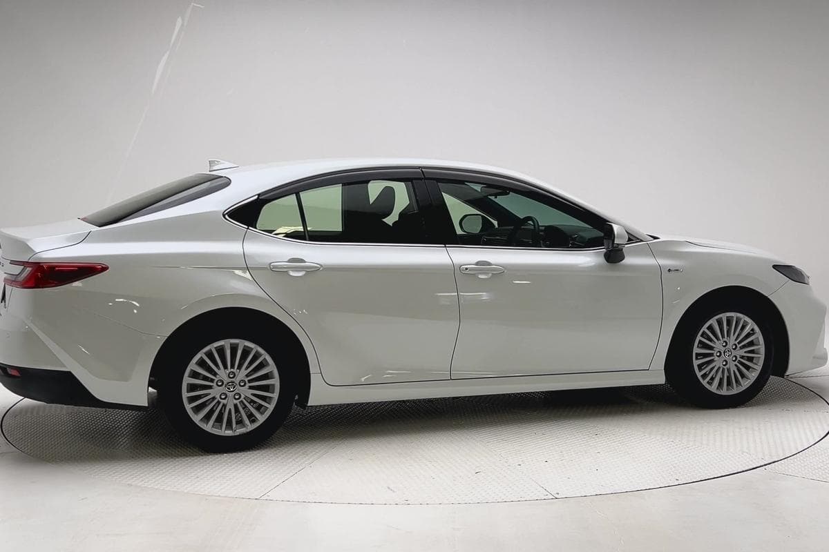 2025 Toyota Camry Ascent in White