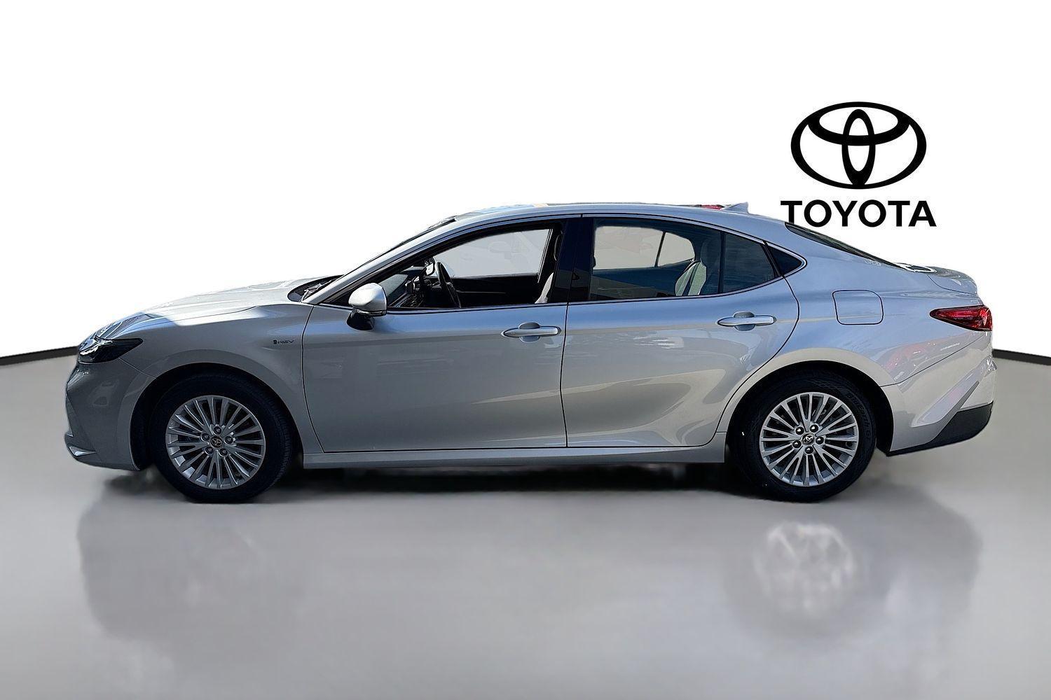 2025 Toyota Camry Ascent in Silver
