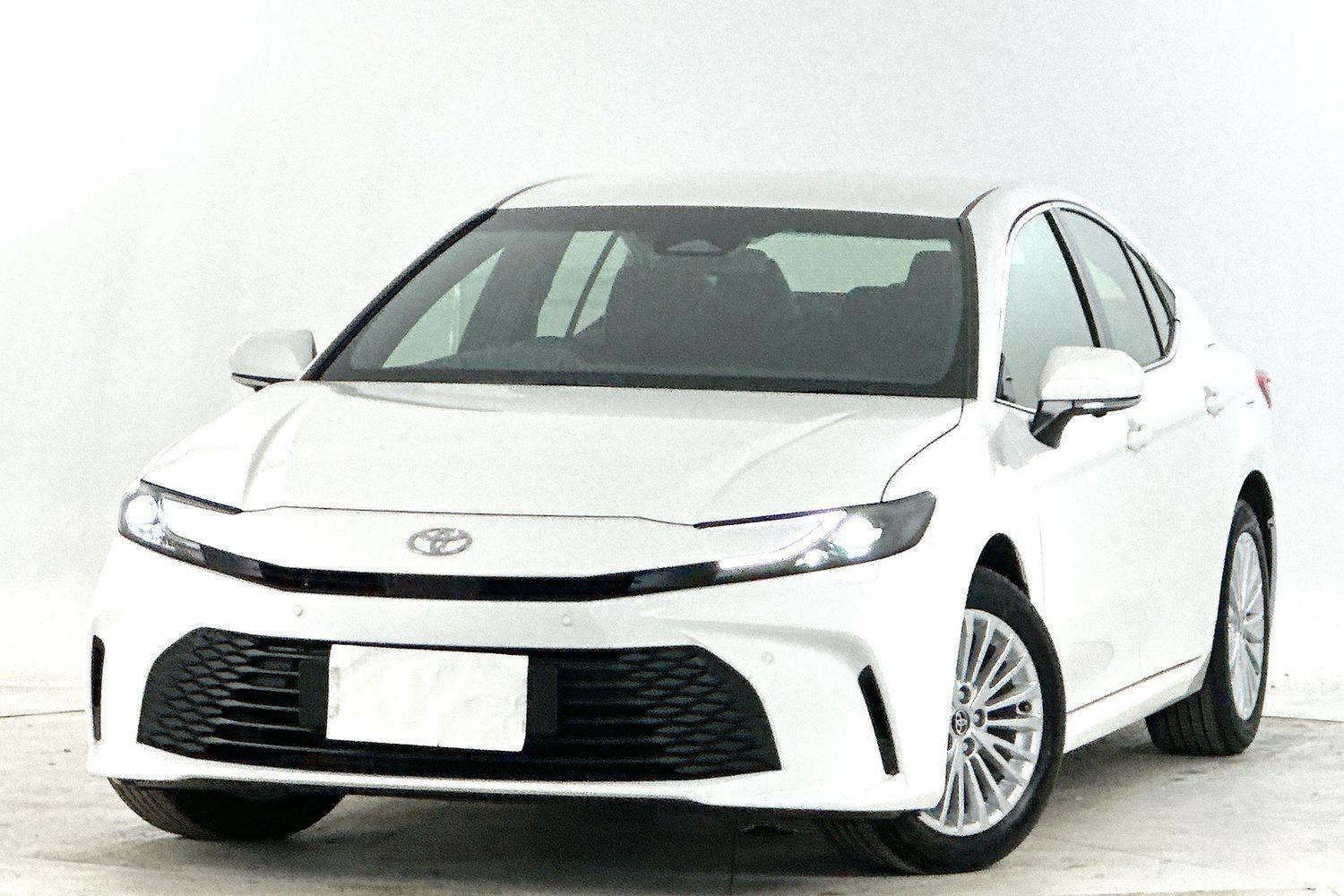 2026 Toyota Camry Ascent in White