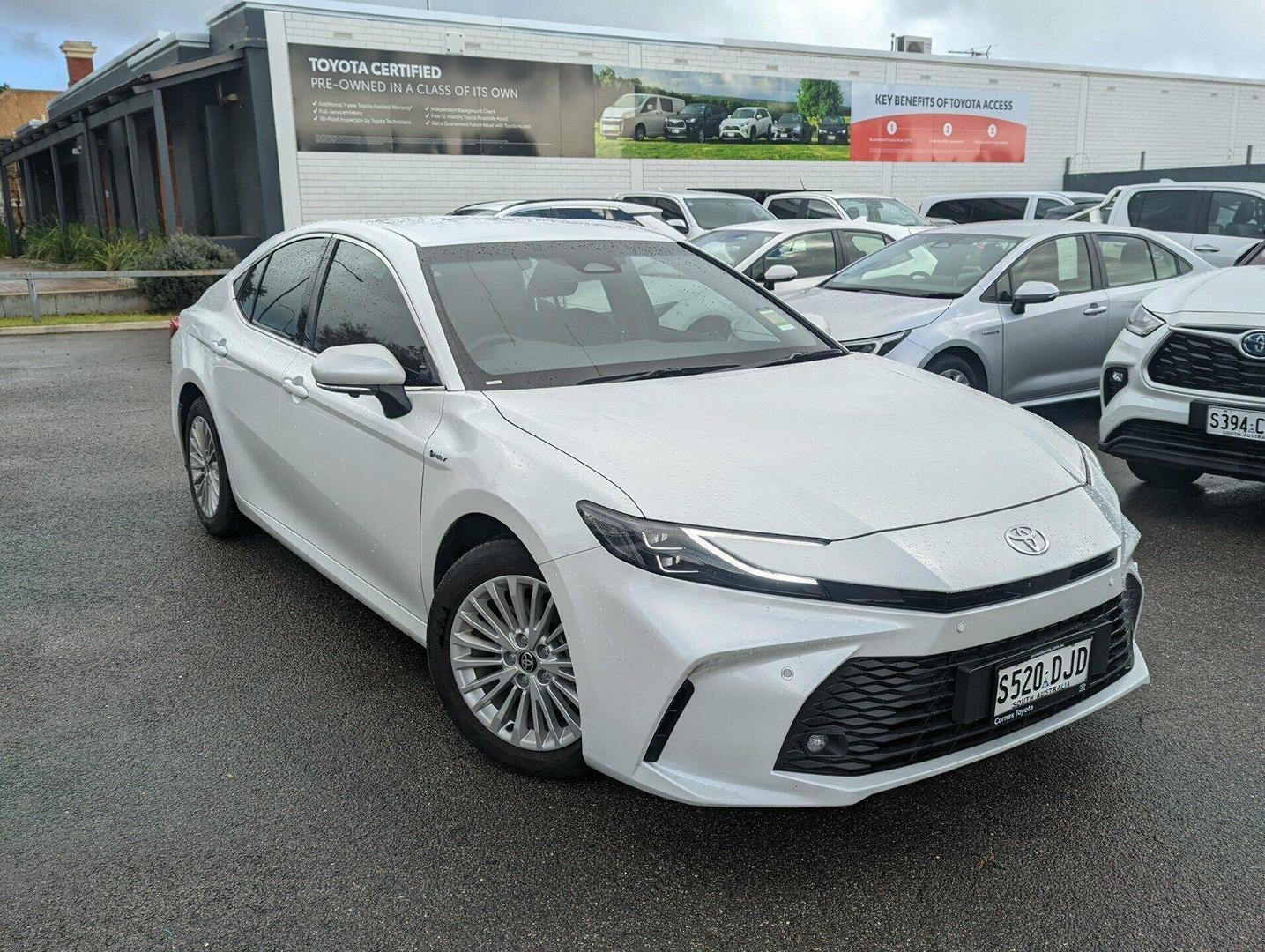 2025 Toyota Camry Ascent Sport in White