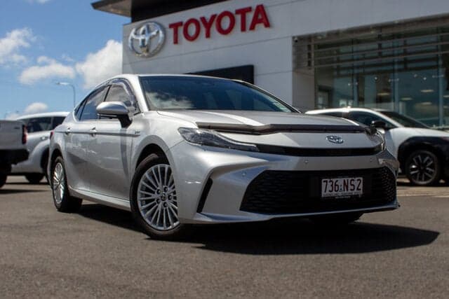 2025 Toyota Camry Ascent in Silver