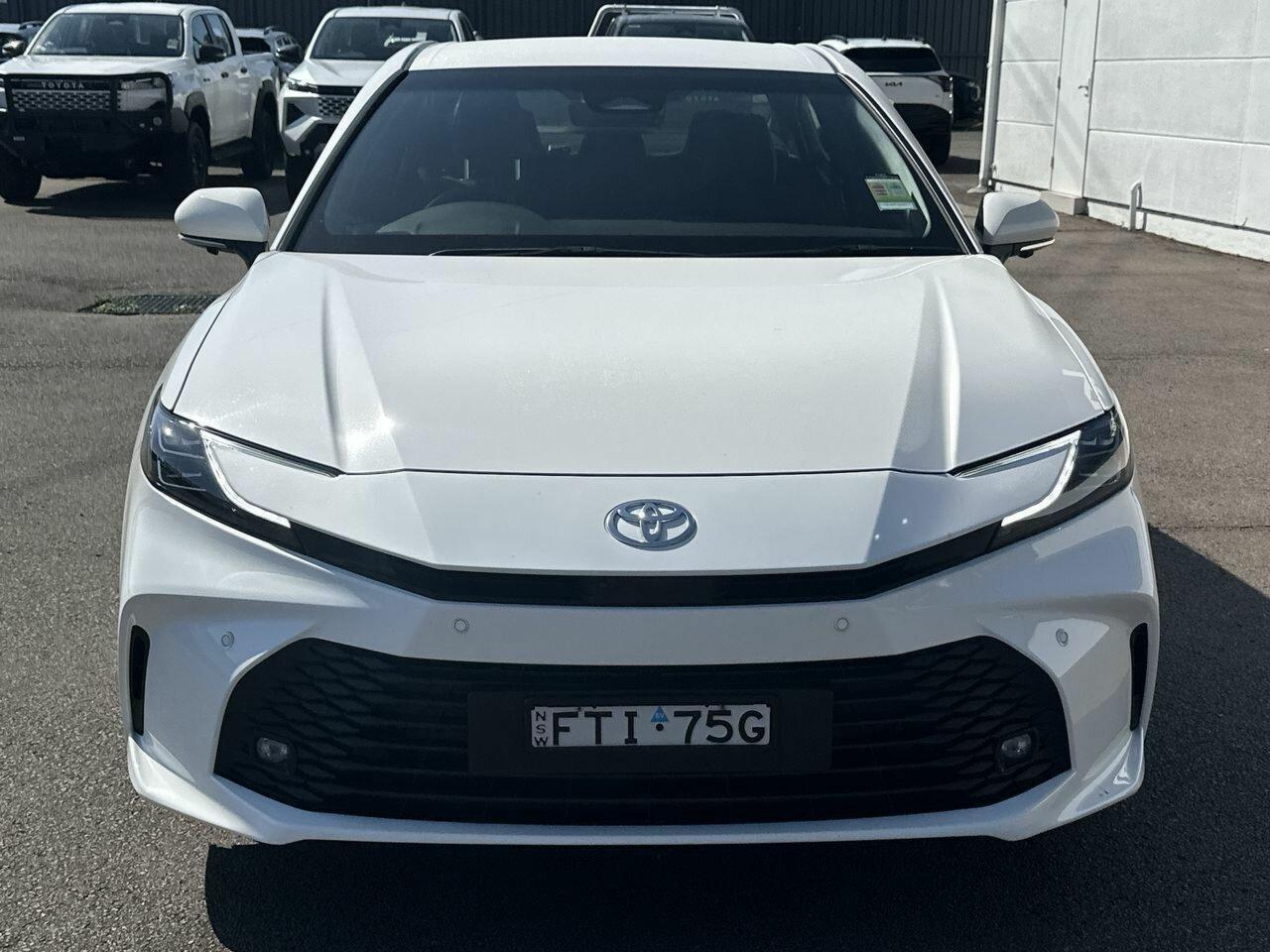 2025 Toyota Camry Ascent Sport in White
