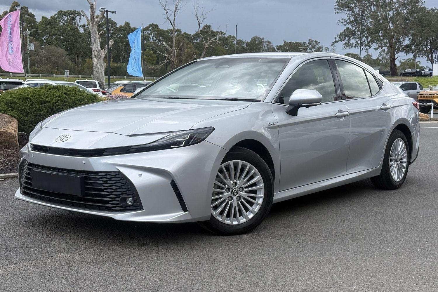 2025 Toyota Camry Ascent Sport in Silver