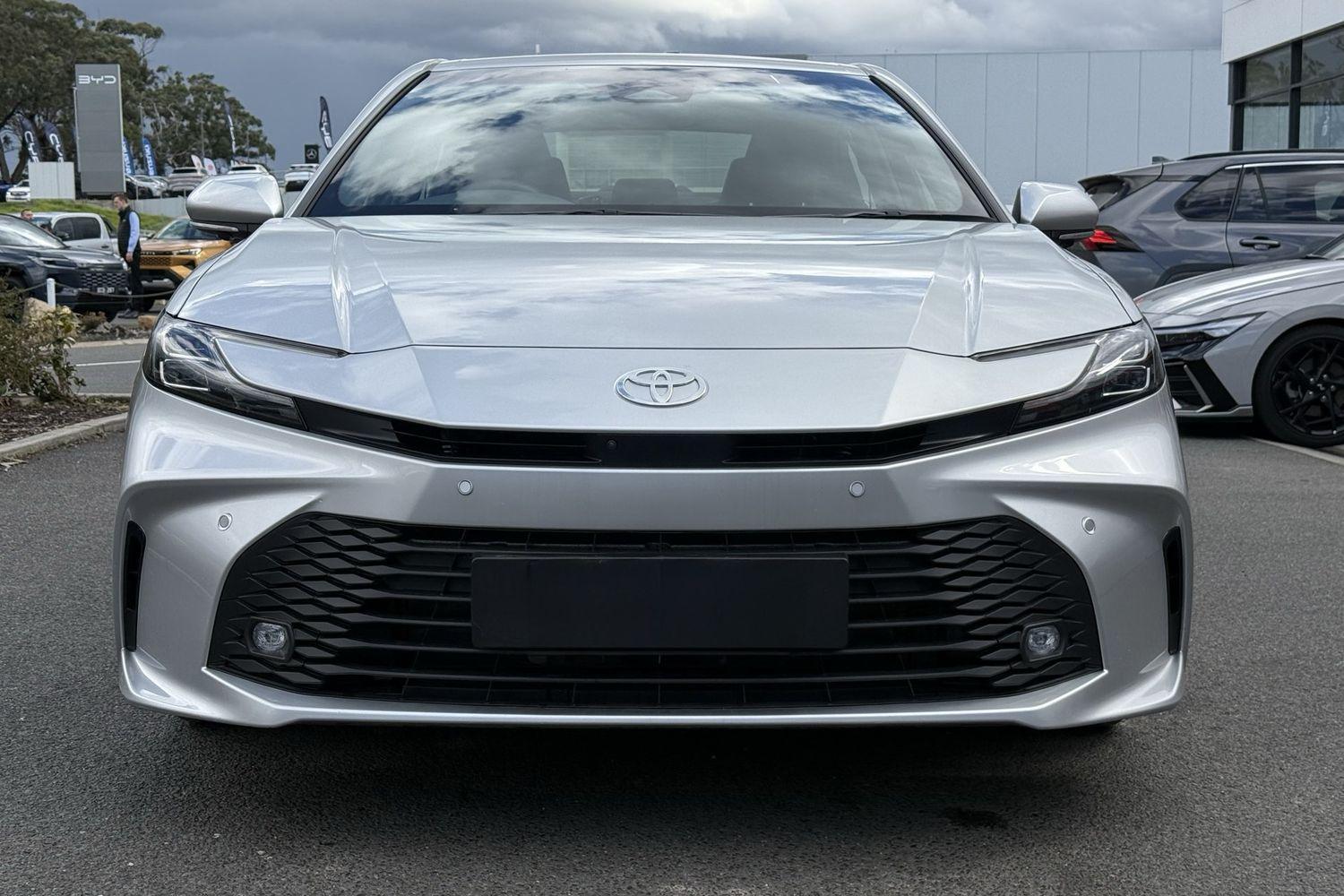 2025 Toyota Camry Ascent Sport in Silver