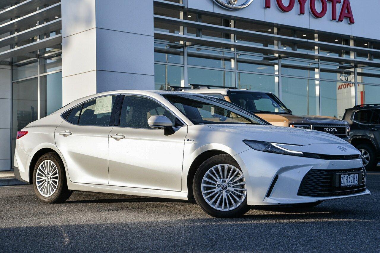 2025 Toyota Camry Ascent in White