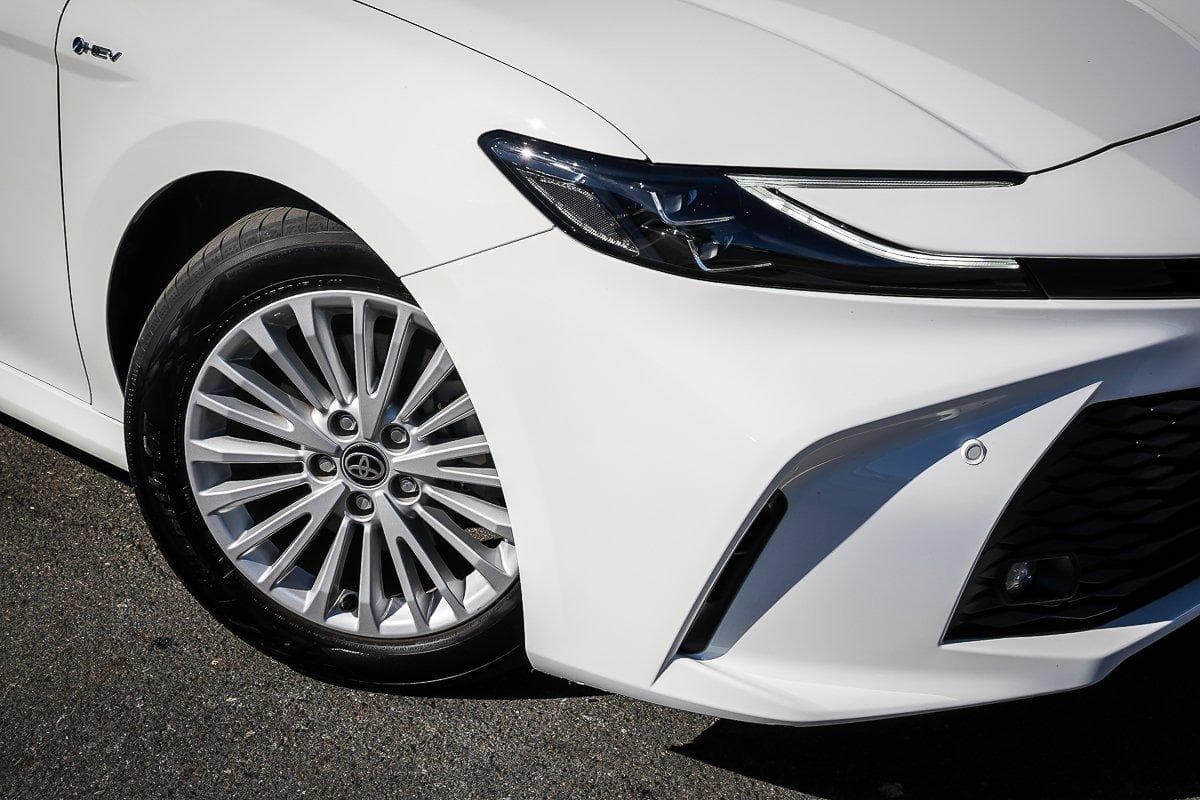 2025 Toyota Camry Ascent Sport in White