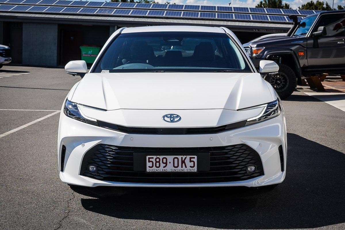 2025 Toyota Camry Ascent Sport in White