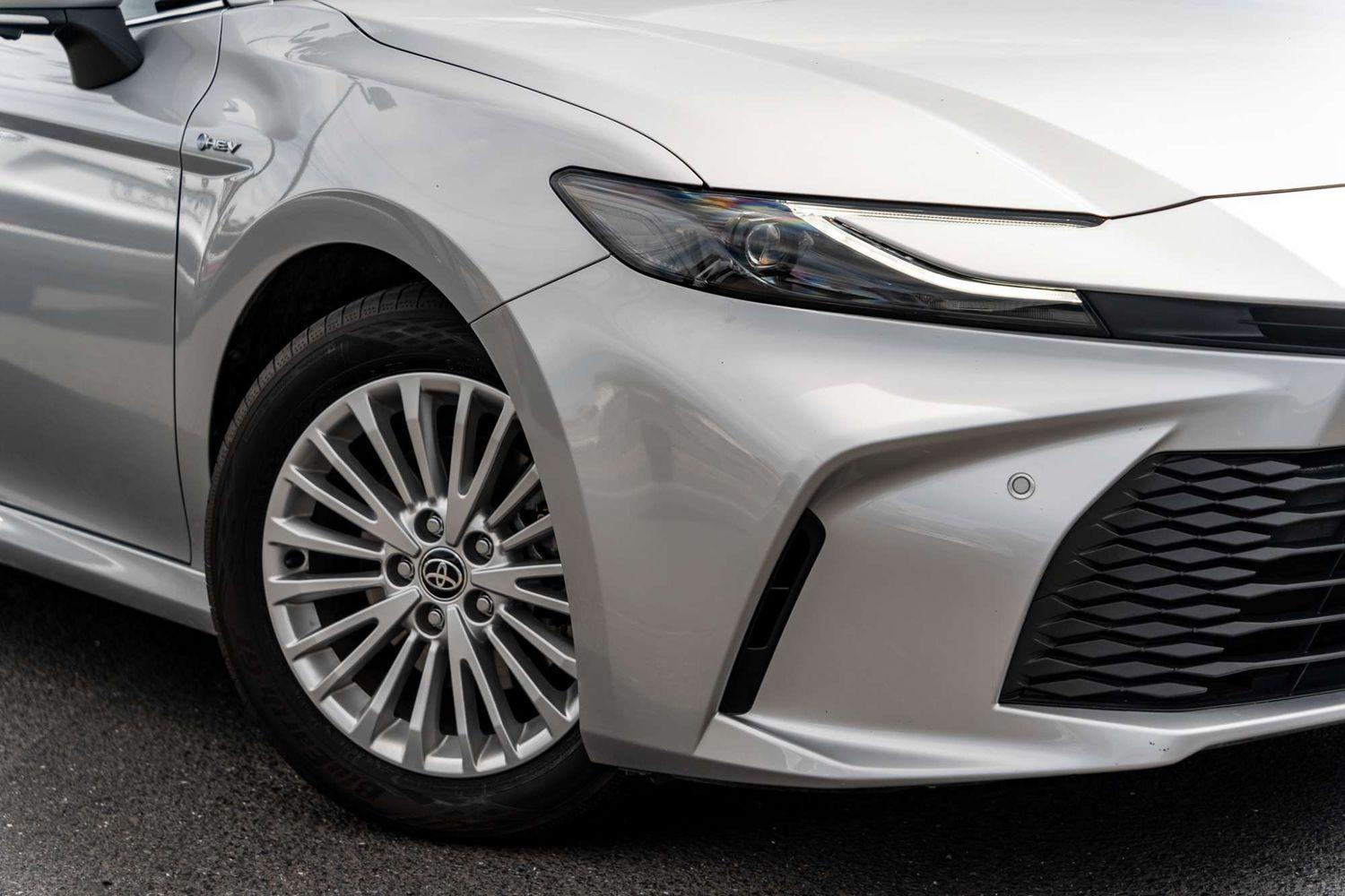 2025 Toyota Camry Ascent in Silver