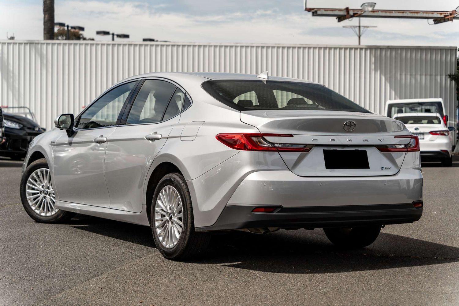2025 Toyota Camry Ascent in Silver