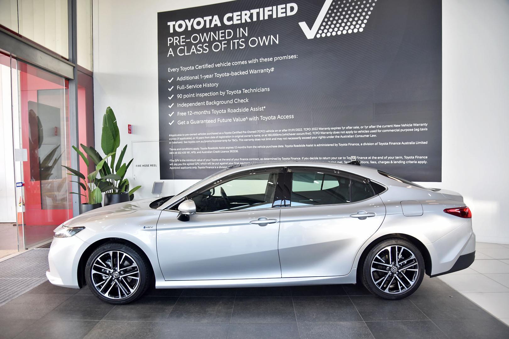 2024 Toyota Camry SL in Silver