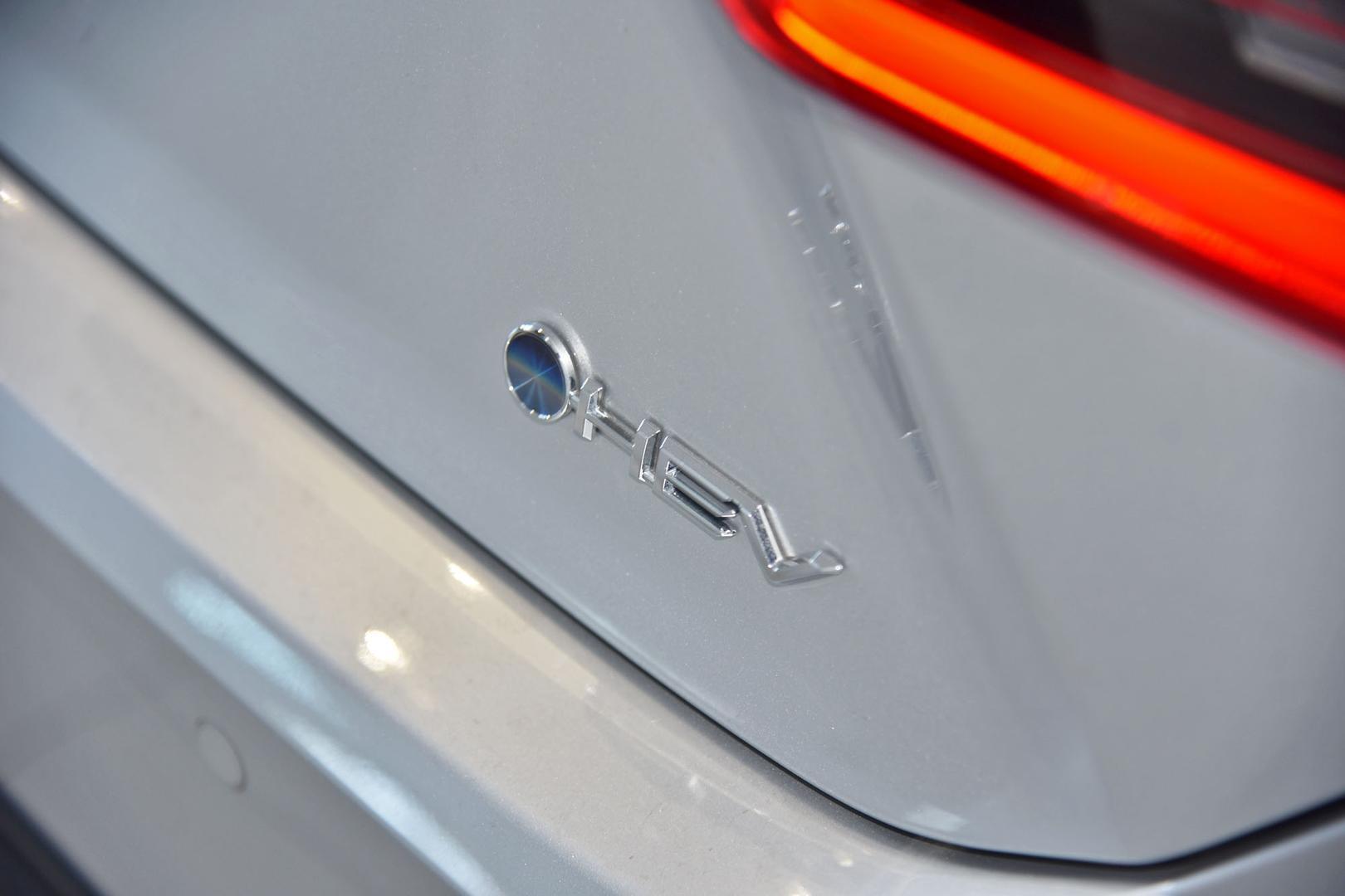 2024 Toyota Camry SL in Silver