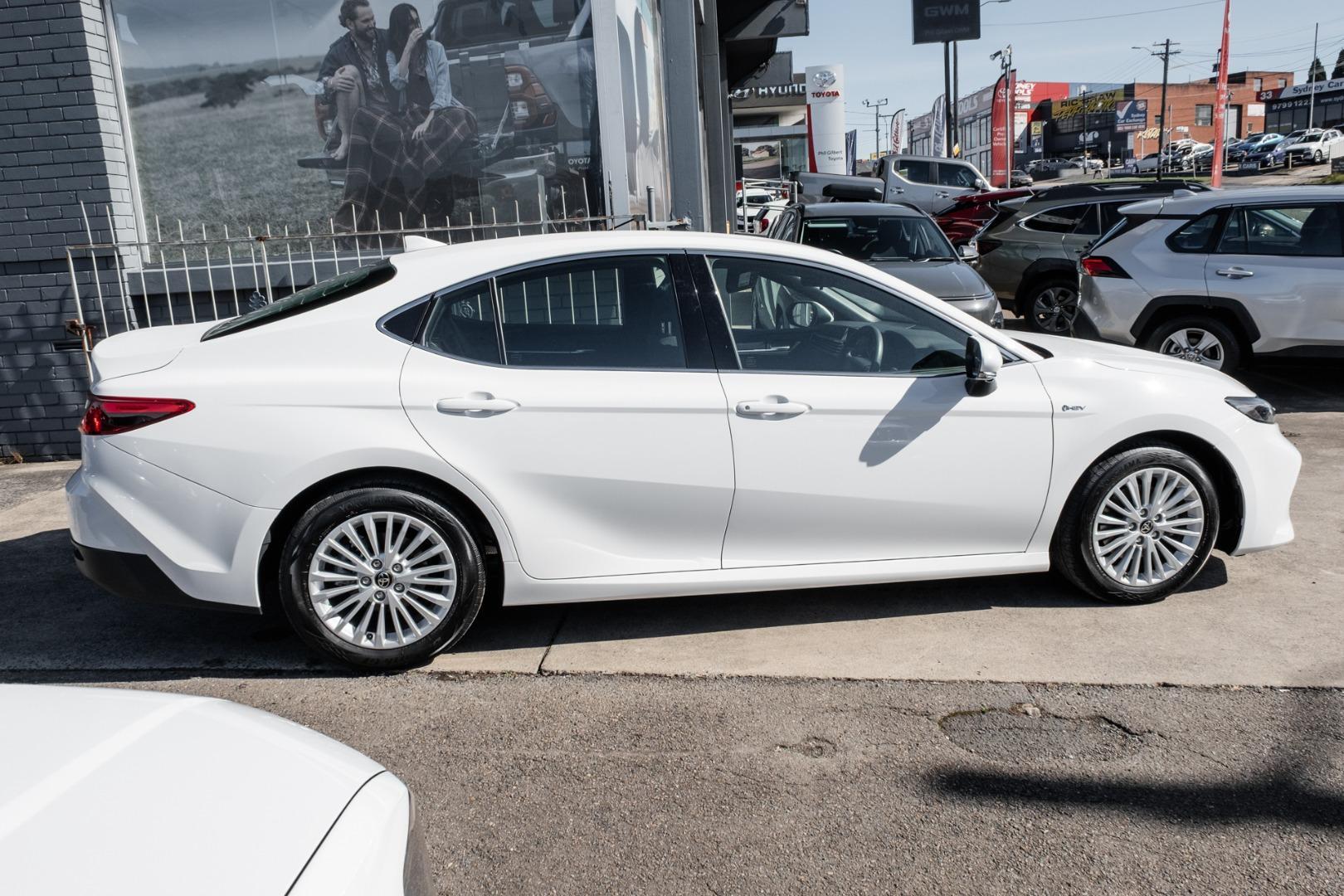 2025 Toyota Camry Ascent in White