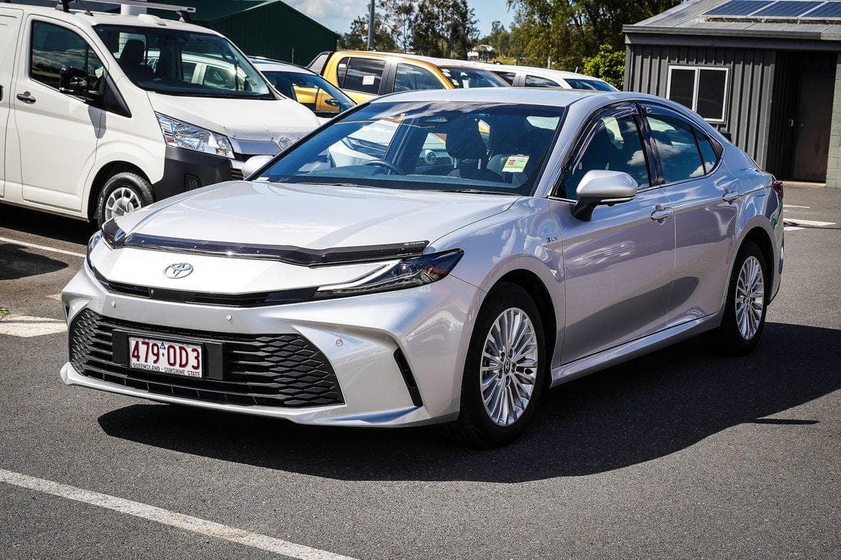 2025 Toyota Camry Ascent in Silver