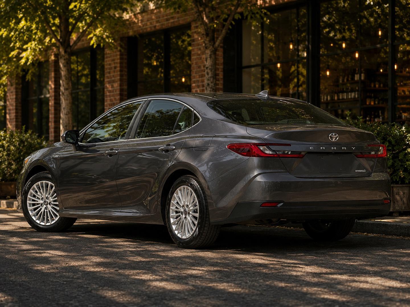 2025 Toyota Camry Ascent in Silver