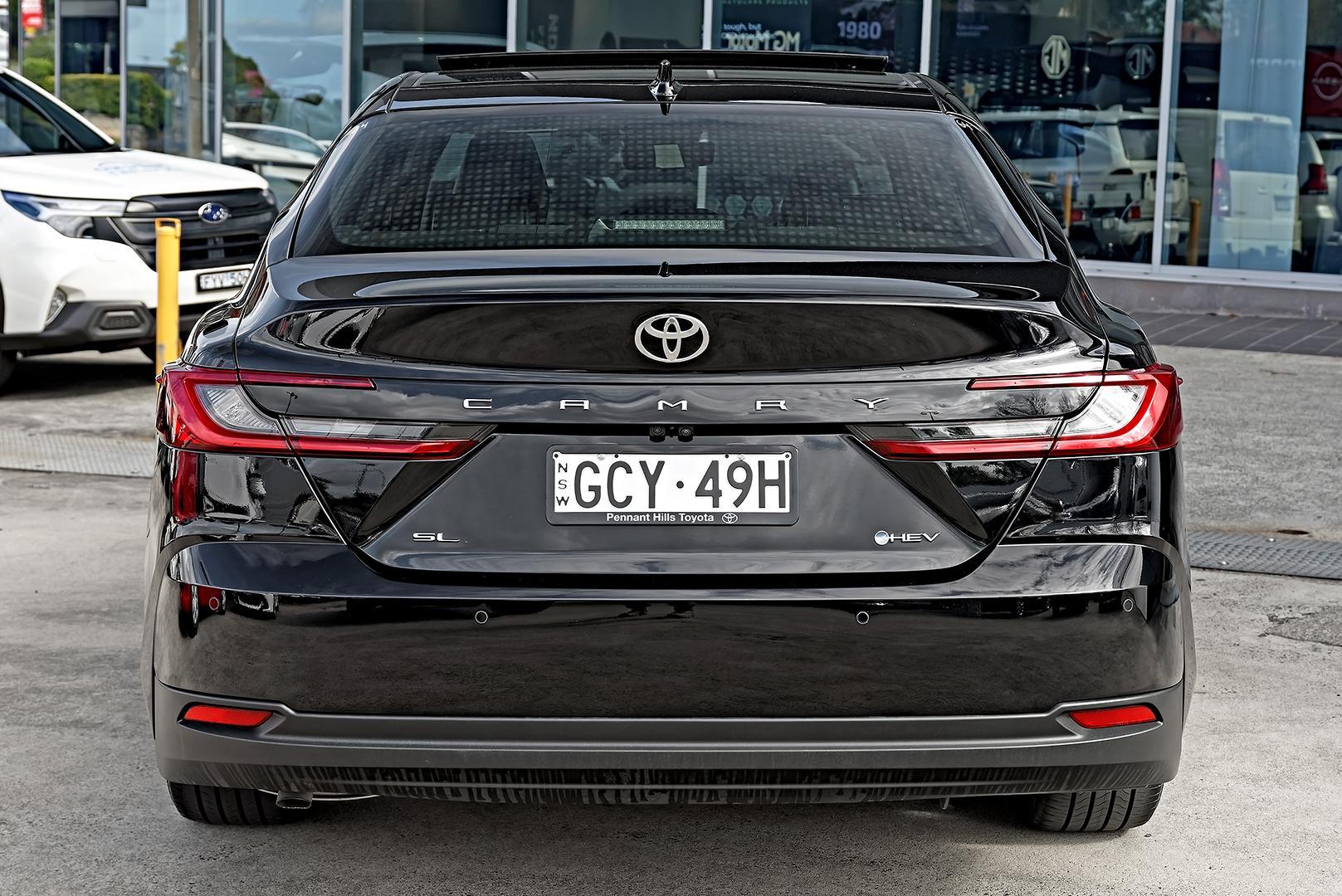 2025 Toyota Camry SL in Black