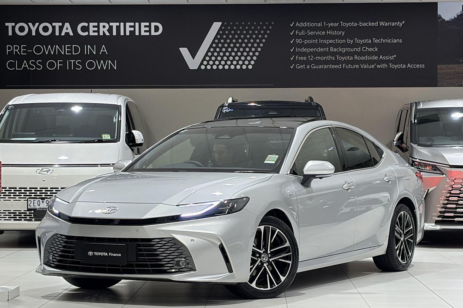 2025 Toyota Camry SL in Silver