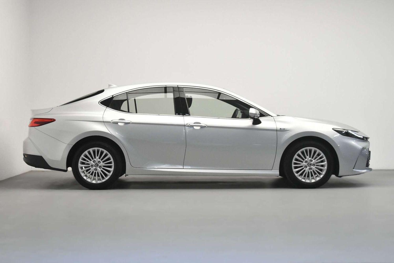 2024 Toyota Camry Ascent in Silver