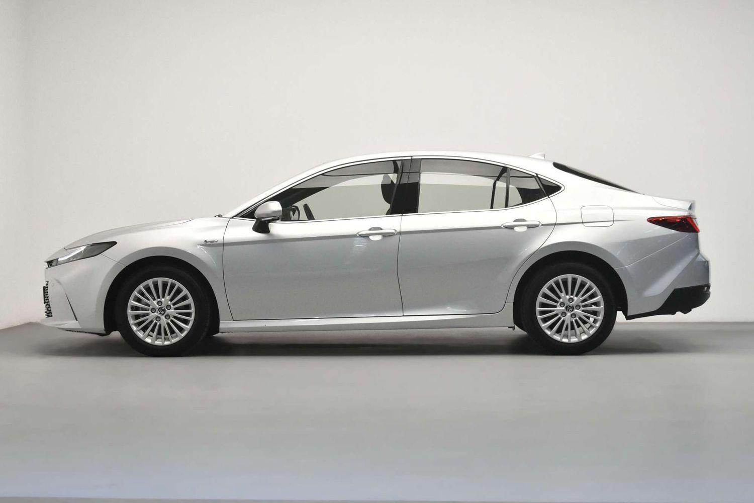2024 Toyota Camry Ascent in Silver