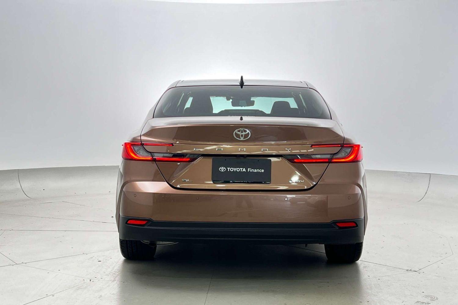 2025 Toyota Camry SL in Bronze