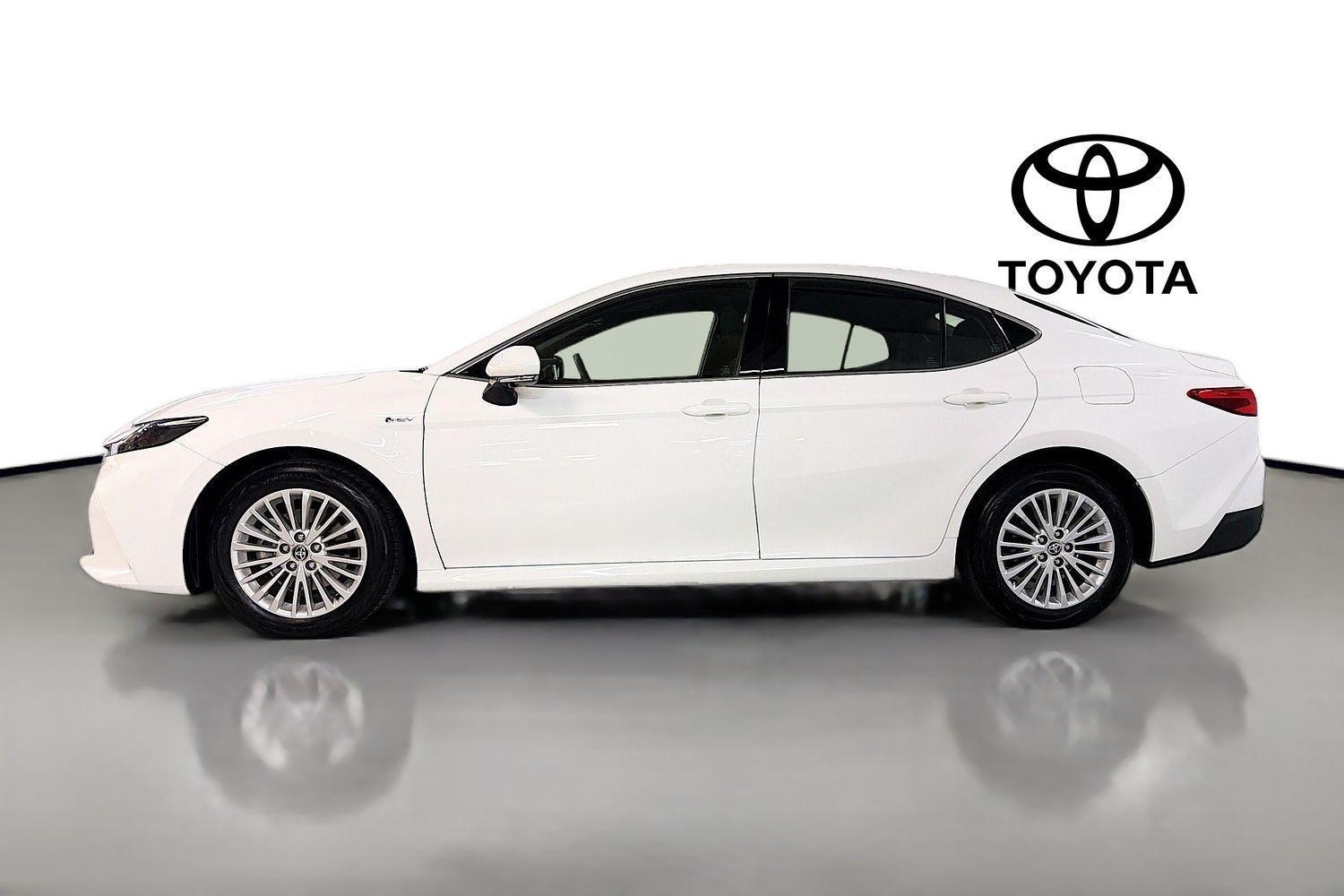 2025 Toyota Camry Ascent in White