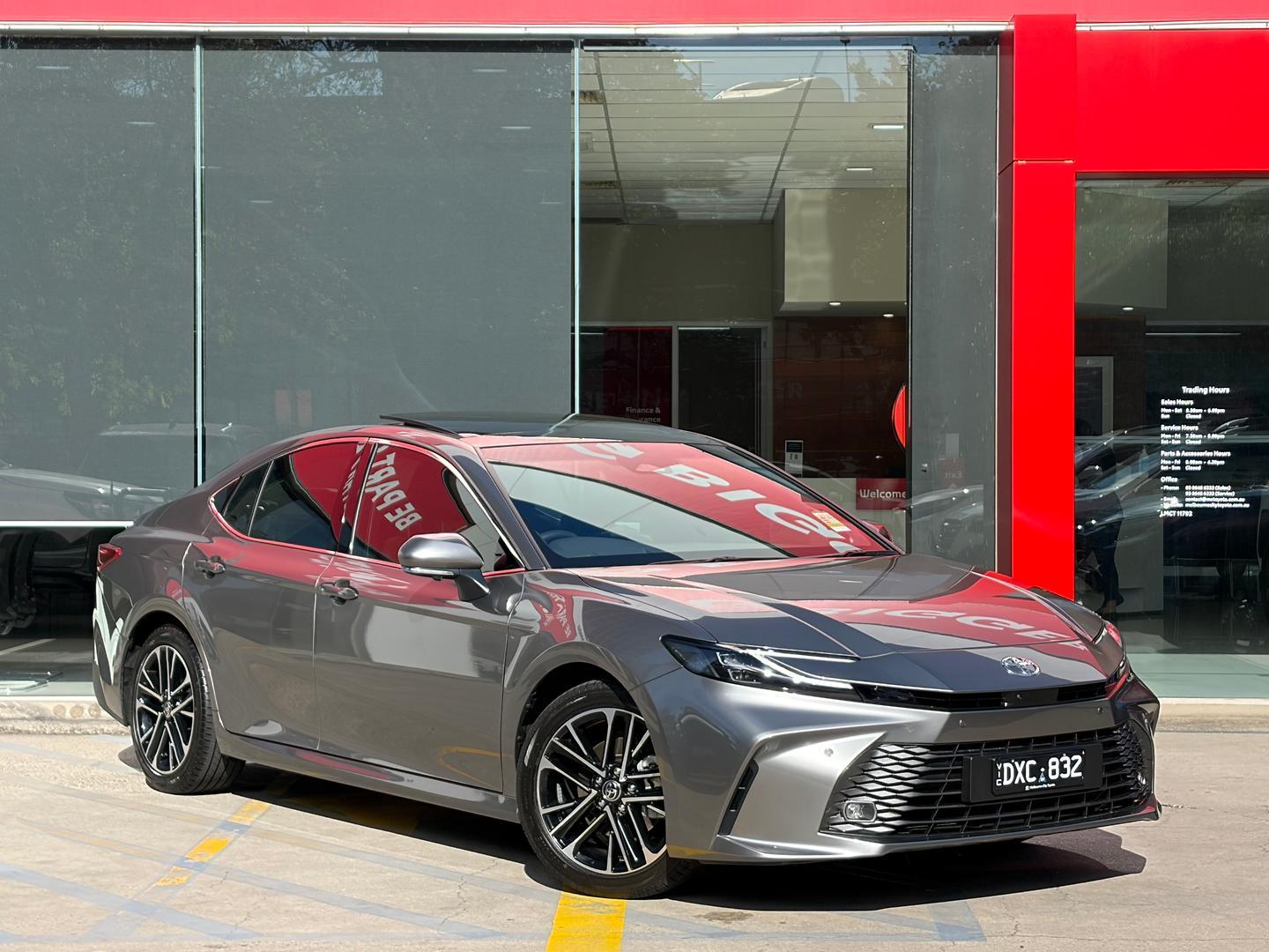 2025 Toyota Camry SL in Silver